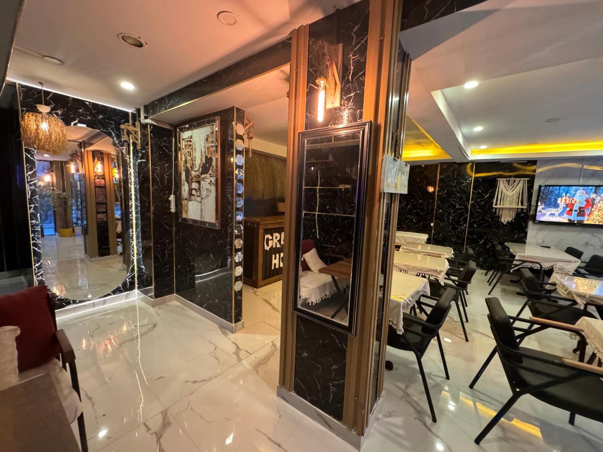 Grand Prince Hotel Taksim Estambul Exterior foto